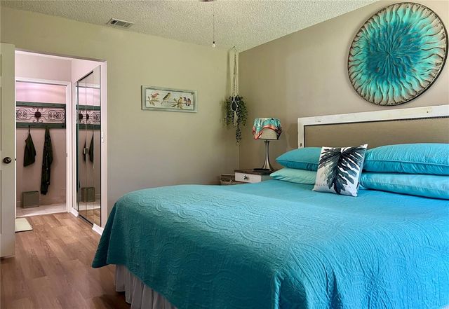1801 E LAKE ROAD 17C, Palm Harbor, FL 34685