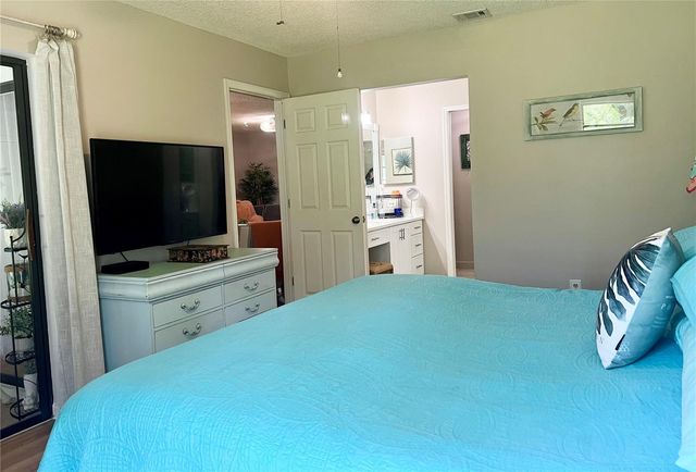 1801 E LAKE ROAD 17C, Palm Harbor, FL 34685