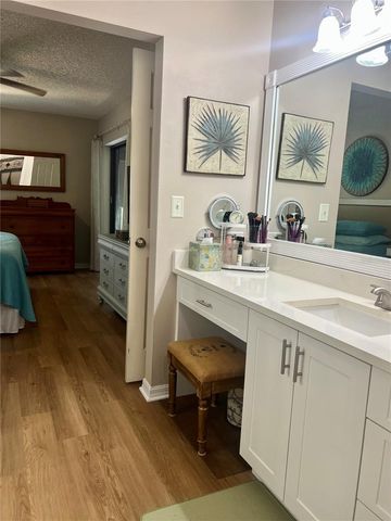 1801 E LAKE ROAD 17C, Palm Harbor, FL 34685