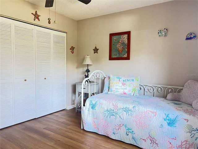 1801 E LAKE ROAD 17C, Palm Harbor, FL 34685
