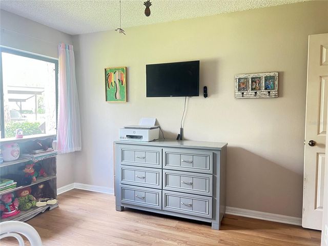 1801 E LAKE ROAD 17C, Palm Harbor, FL 34685