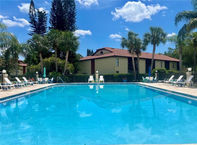 1801 E LAKE ROAD 17C, Palm Harbor, FL 34685