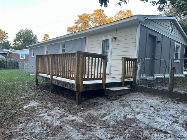 2524 Penny Drive, Fayetteville, NC 28306