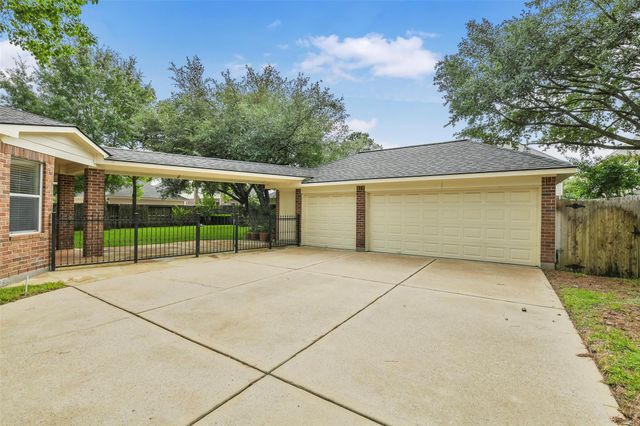 16215 Morning Pine Trail, Cypress, TX 77433