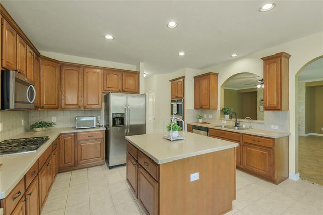 16215 Morning Pine Trail, Cypress, TX 77433