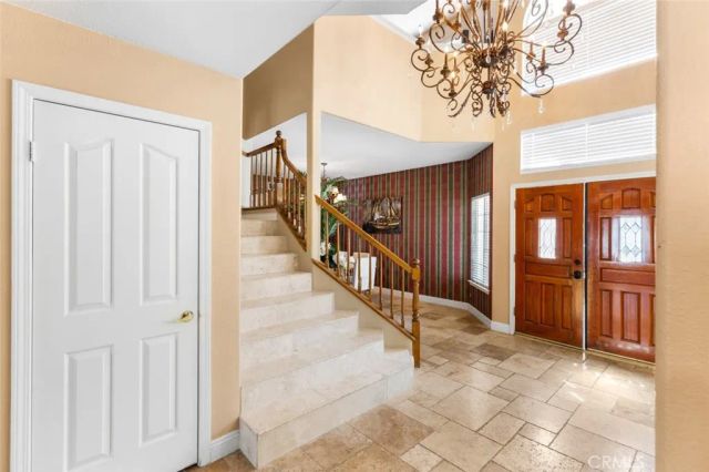 7237 Ojai Drive, Palmdale, CA 93551