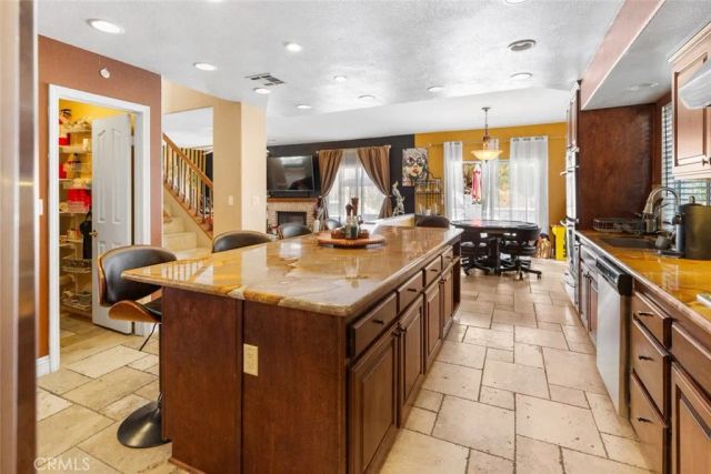 7237 Ojai Drive, Palmdale, CA 93551