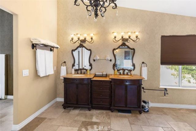 7237 Ojai Drive, Palmdale, CA 93551