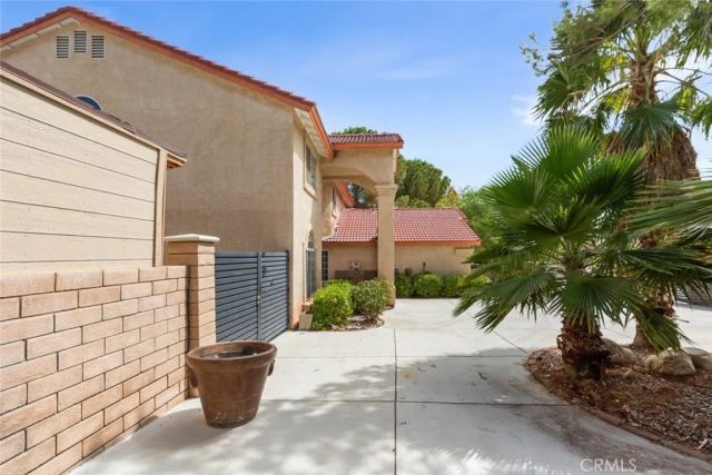 7237 Ojai Drive, Palmdale, CA 93551
