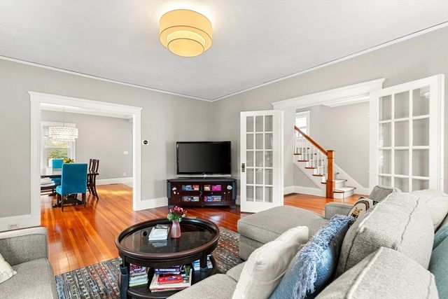 52 Warren St, Arlington, MA 02474