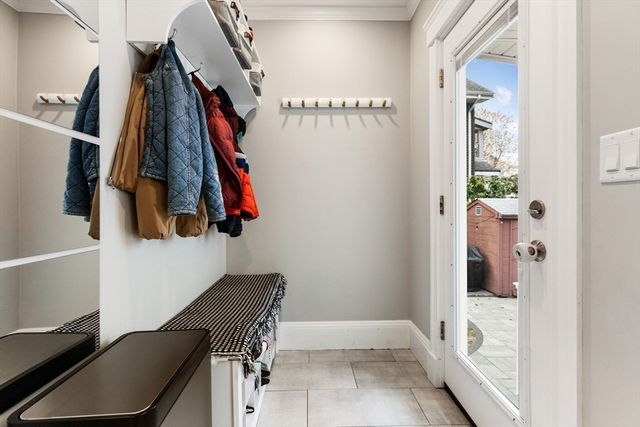 52 Warren St, Arlington, MA 02474