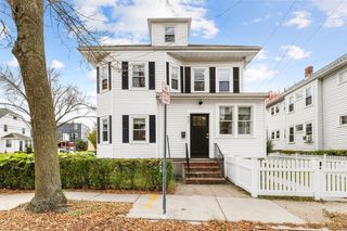 52 Warren St, Arlington, MA 02474
