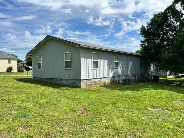 100 Clive Street A&B, Berryville, AR 72616