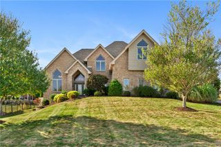 339 Kathy Dr, Rostraver, PA 15012