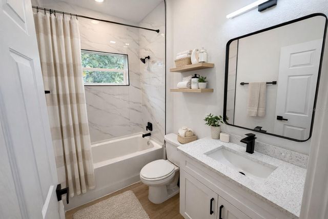 1813 W HIALEAH DRIVE, Citrus Springs, FL 34434