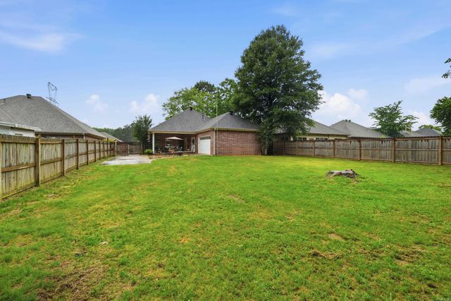 1140 Champions Drive, Conway, AR 72034