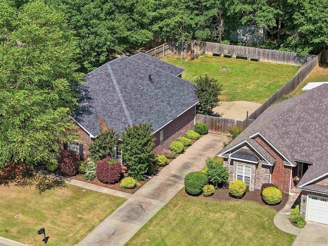 1140 Champions Drive, Conway, AR 72034
