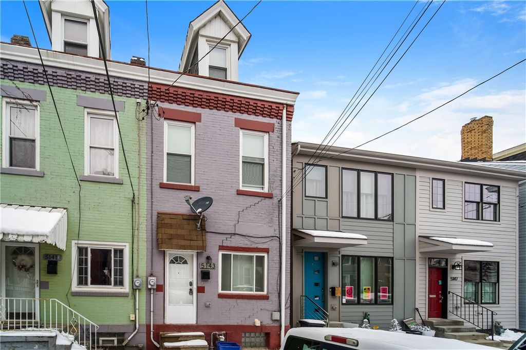 5143 Carnegie St, Lawrenceville, PA 15201