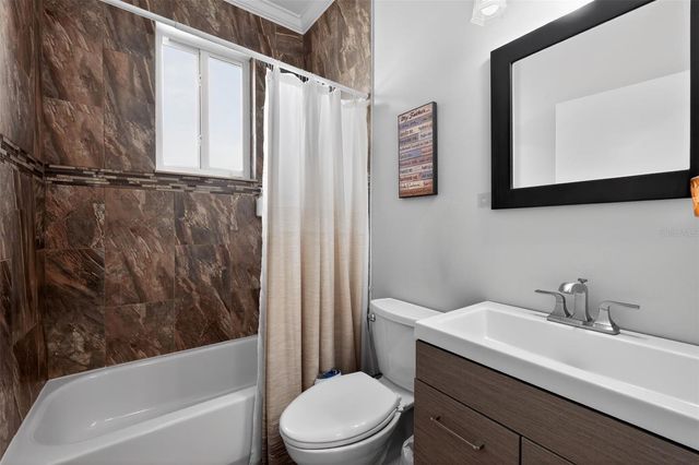 1776 NW 78TH AVENUE, Hollywood, FL 33024