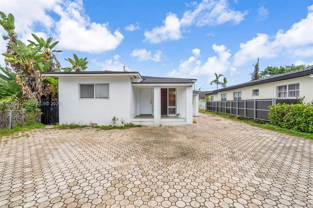 540 Beacom Boulevard, Miami, FL 33135