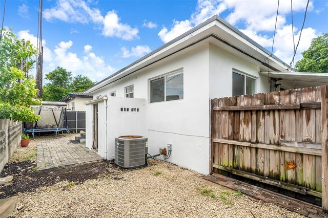540 Beacom Boulevard, Miami, FL 33135