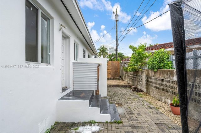 540 Beacom Boulevard, Miami, FL 33135