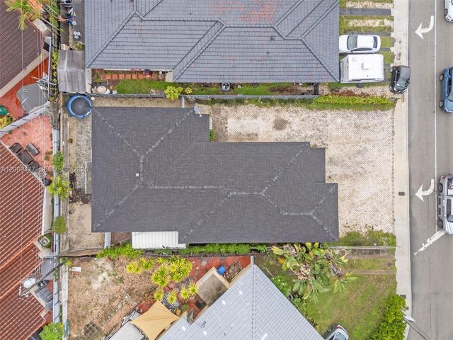 540 Beacom Boulevard, Miami, FL 33135