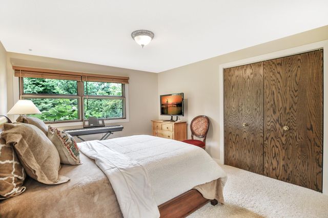 2011 Telemark Lane NW, Rochester, MN 55901
