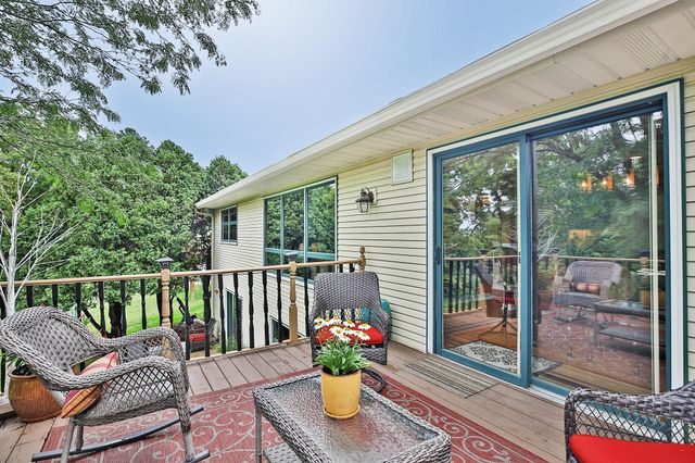 2011 Telemark Lane NW, Rochester, MN 55901