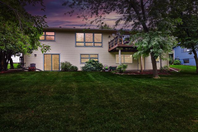 2011 Telemark Lane NW, Rochester, MN 55901