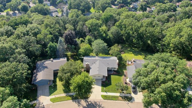 2011 Telemark Lane NW, Rochester, MN 55901