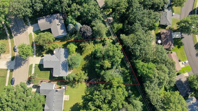 2011 Telemark Lane NW, Rochester, MN 55901