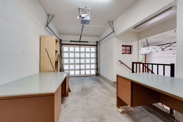 2513 Alpine Road, Menlo Park, CA 94025