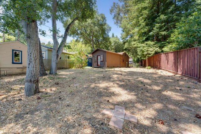 2513 Alpine Road, Menlo Park, CA 94025