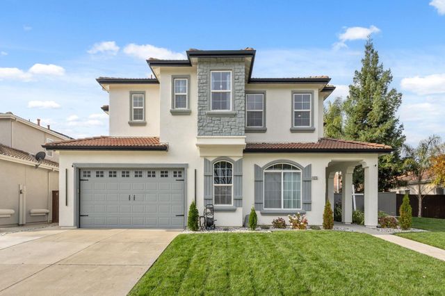 4215 Riopel Ave, Denair, CA 95316