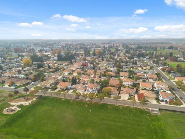 4215 Riopel Ave, Denair, CA 95316