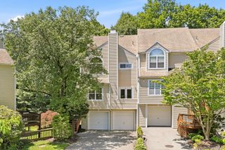 75 W Hartsdale Avenue #3, Hartsdale, NY 10530