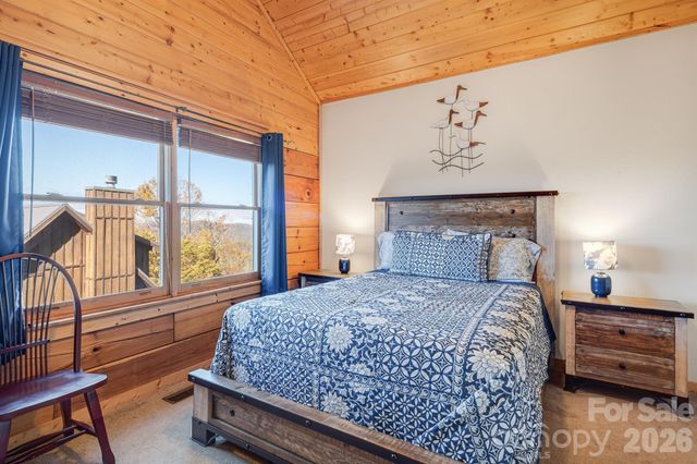 121 Scenic Wolf Drive, Mars Hill, NC 28754