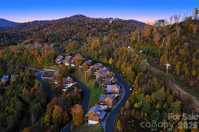121 Scenic Wolf Drive, Mars Hill, NC 28754
