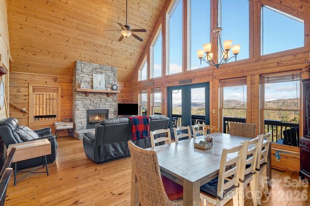 121 Scenic Wolf Drive, Mars Hill, NC 28754