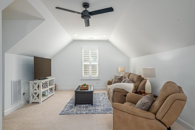 6406 Satjanon Drive, Ooltewah, TN 37363