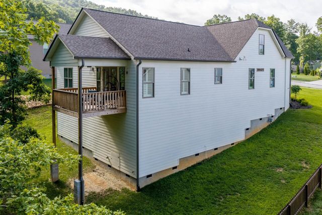6406 Satjanon Drive, Ooltewah, TN 37363