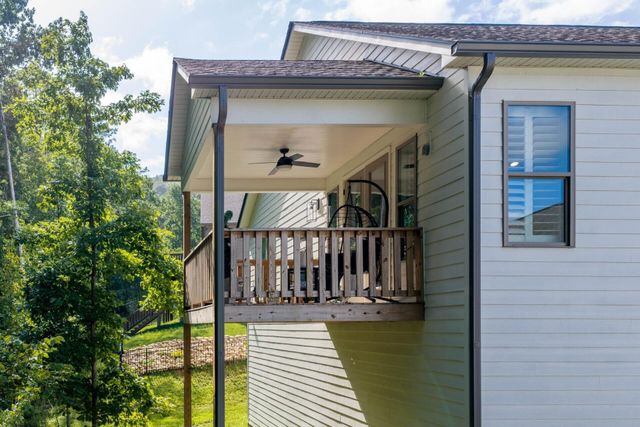 6406 Satjanon Drive, Ooltewah, TN 37363