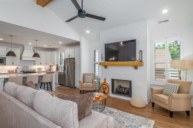 6406 Satjanon Drive, Ooltewah, TN 37363