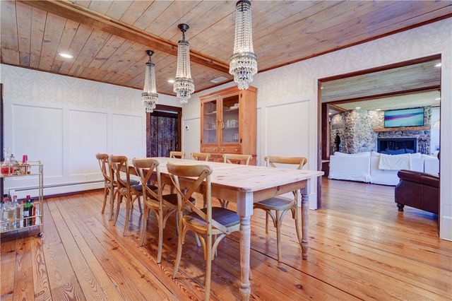 65 Mitchell Road, Pittsford, NY 14534