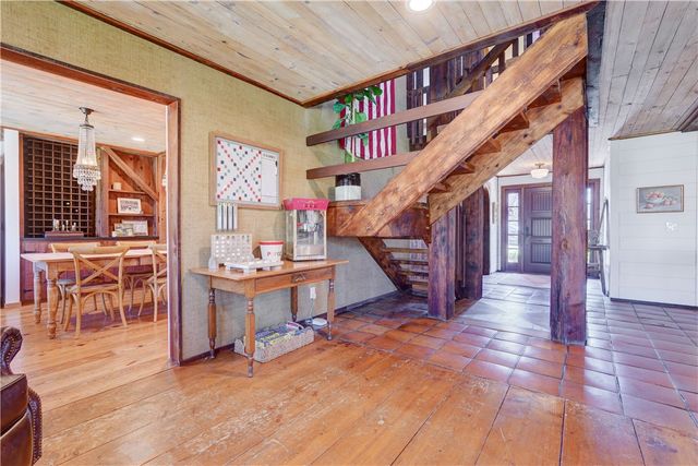 65 Mitchell Road, Pittsford, NY 14534