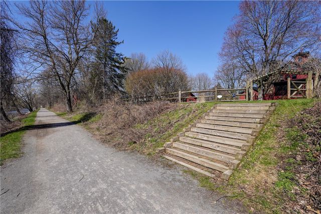 65 Mitchell Road, Pittsford, NY 14534