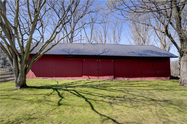 65 Mitchell Road, Pittsford, NY 14534