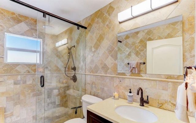 2625 SE 5th St, Pompano Beach, FL 33062