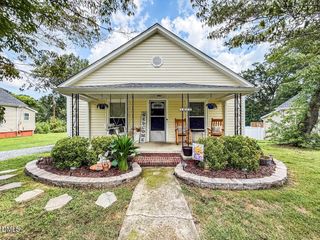 1011 Ava Street, Burlington, NC 27215